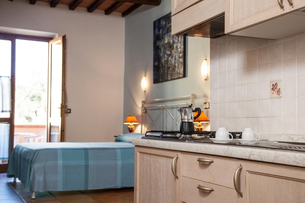 Residence Il Granaio Riparbella Rum bild